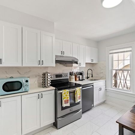 Cozy Gem In The Heart Of East Rock With Free Parking Near Yale And Dt Διαμέρισμα New Haven Εξωτερικό φωτογραφία